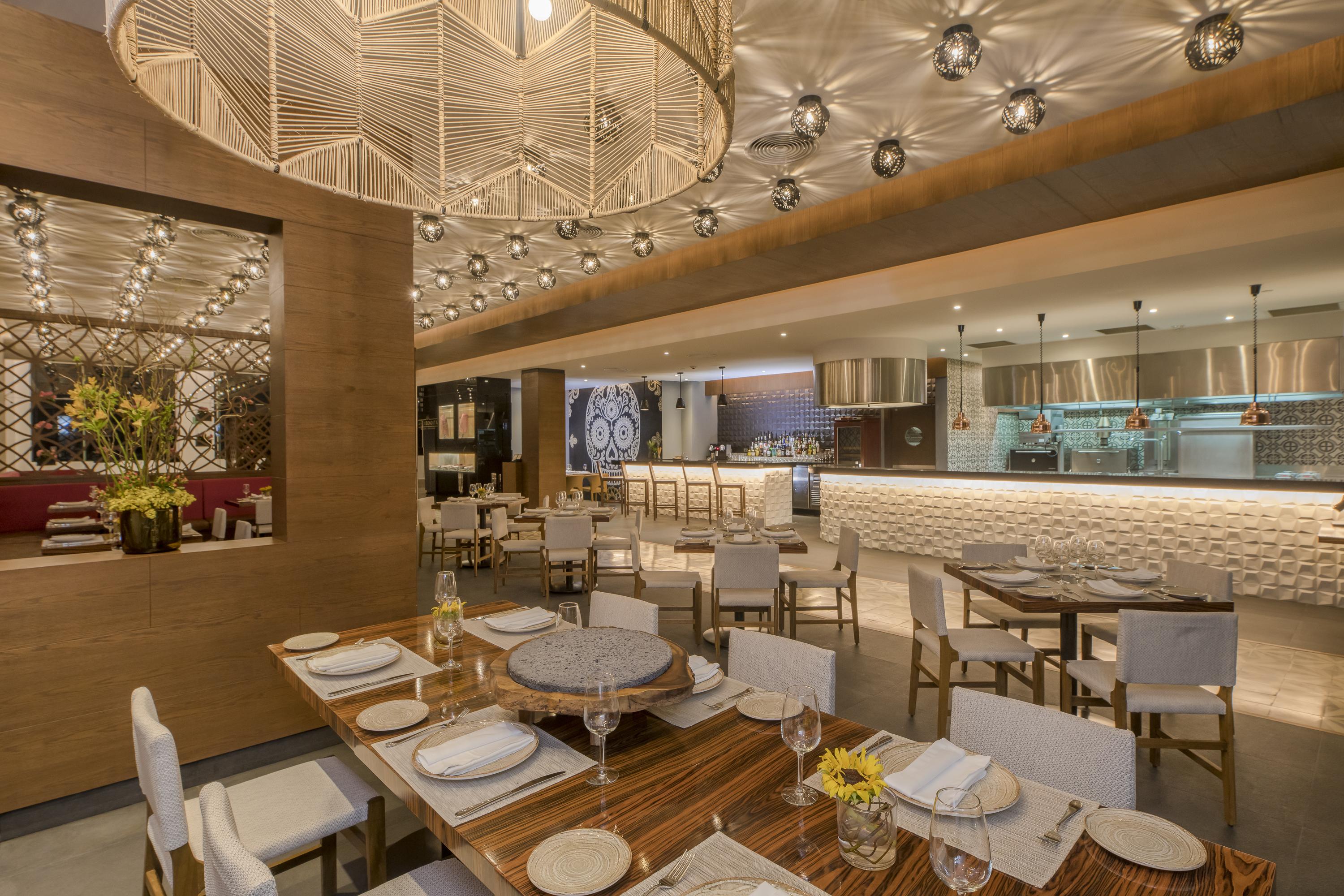 Haven Riviera Cancun (Adults Only) Alfredo V. Bonfil Buitenkant foto The interior of the restaurant
